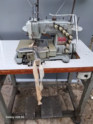 Máquina de Coser Kansai Special