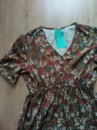 Vestido estampado floral manga corta