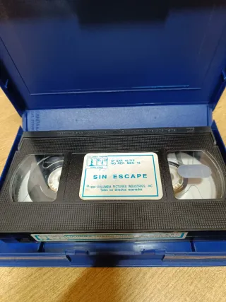 Sin Escape (Ganar o Morir) VHS Original