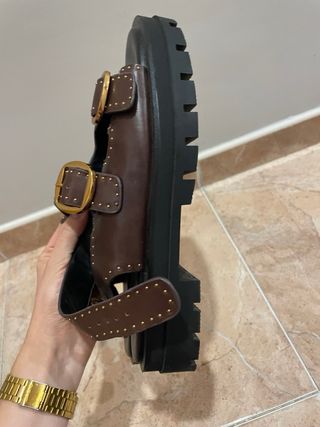 Sandalias Zara Marrón Hebillas Doradas Talla 39