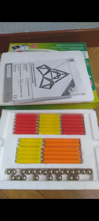 Juego magnético construcción Playtive Junior