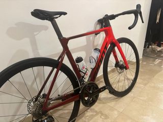 Bicicleta de carretera Giant Roja