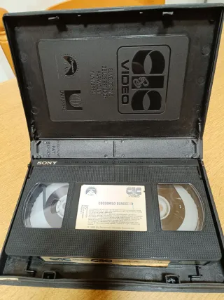 VHS Cocodrilo Dundee II Original Videoclub