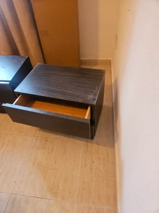 Mesitas de noche y tocador