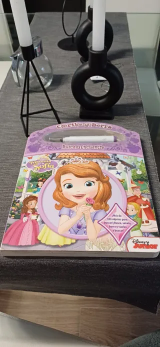 PINTAR Y BORRAR SOFIA WELF