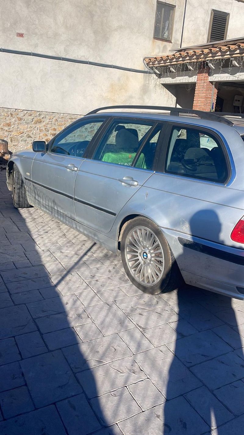 BMW Serie 3 touring - foto 1