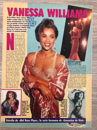 Lote de 22 artículos de cine y música