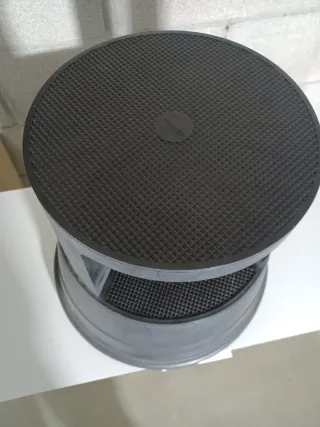 Taburete de plástico con ruedas