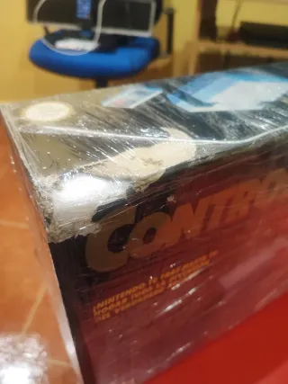 Nintendo NES Control Deck en caja