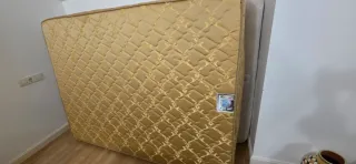 2 colchones individuales. 1: 50€; 2: 80€.