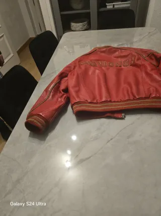 Chaqueta Chevignon Roja Talla M