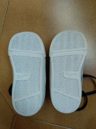 Zapatillas Nike niños azul marino Talla 21,5