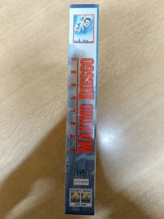 Máximo Riesgo VHS - Versión Videoclub