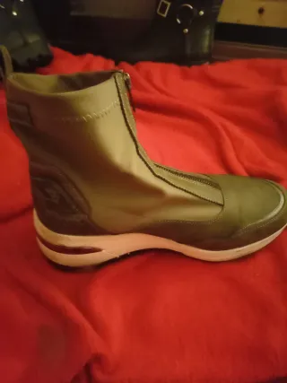 Botines mujer kaki con cremallera