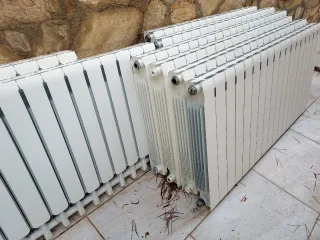 Radiadores blancos de aluminio