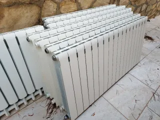 Radiadores blancos de aluminio