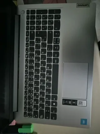 Lenovo Ideapad 15 IJL7