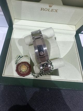 Rolex Oyster Perpetual Date