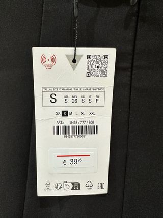 Vestido fiesta Zara negro volantes