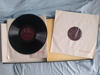 Cofanetto vinili Verdi La Traviata RCA Victrola