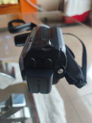 Cámara JVC 20GB Hard Disk Drive