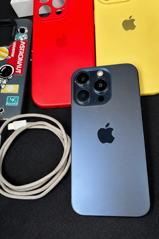 iPhone 15 Pro 256GB Impecable!!