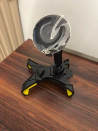 Soporte Cellulare/Tablet. Amarillo y negro