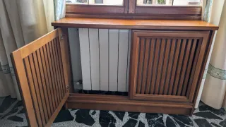 Conjunro de 2 muebles cubre radiador de madera
