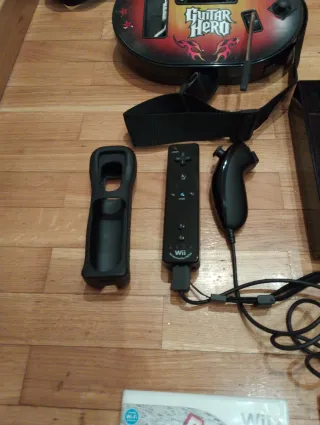 Pack Consola Wii Guitar Hero +2 Guitarras+3 Juegos