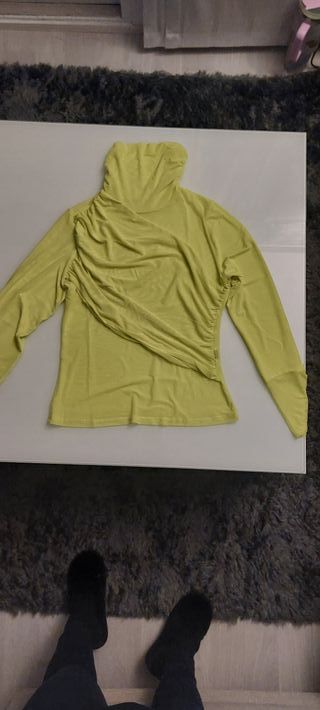 Top manga larga tejido transparente amarillo