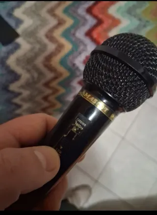 Microfono Mascot con cavo