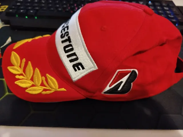 Gorra Bridgestone F1 Roja y Dorada