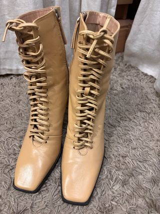 Botín  Zara Beige con Cordones Talla 40