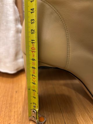 Botín  Zara Beige con Cordones Talla 40