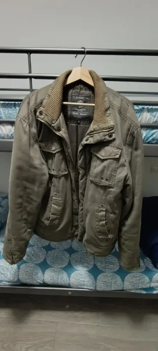 Chaqueta estilo militar Clockhouse gris talla XL