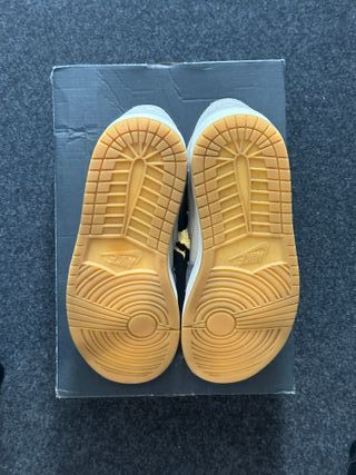 Nike Jordan 1 Mid SE 40.5 Grigio