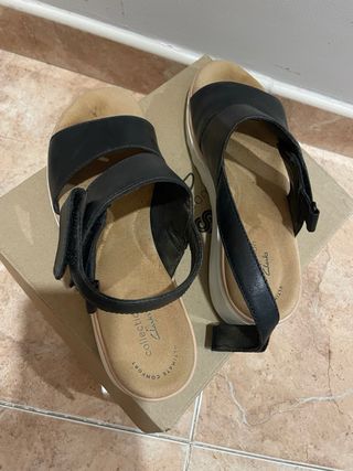 Sandalias Clarks Negras