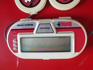 Nintendo Boxing Micro Vs. System Rojo/Blanco