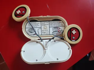 Nintendo Boxing Micro Vs. System Rojo/Blanco