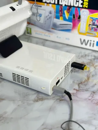 Wii U + 128gb usb