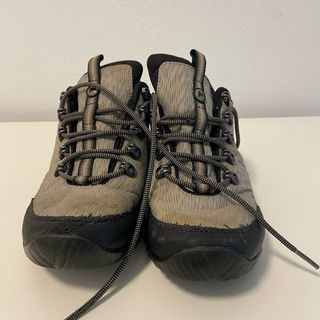 Botes de muntanya marcaMerrell Talla 37 Beige/Gris