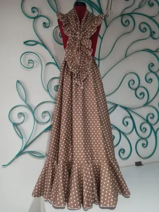 Conjunto Flamenco Marrón con Lunares
