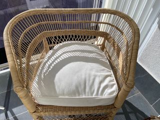 Butaca de mimbre beige