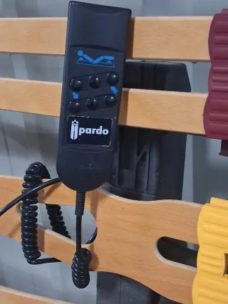 Cama Articulada Metálica y Madera