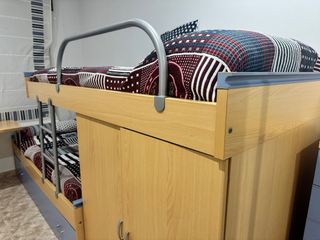 Habitación con 3 camas