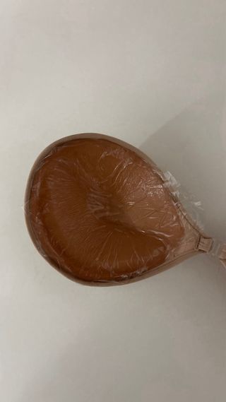 Sujetador adhesivo sin tirantes beige