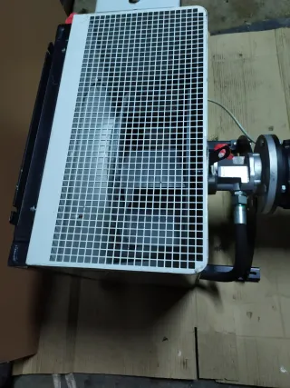 Enfriador de aceite marca Hydac .