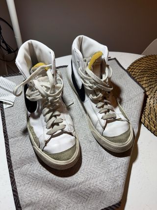 Nike blazer mid 77