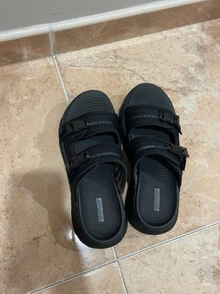 Sandalias Skechers Mujer Negras