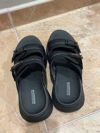 Sandalias Skechers Mujer Negras